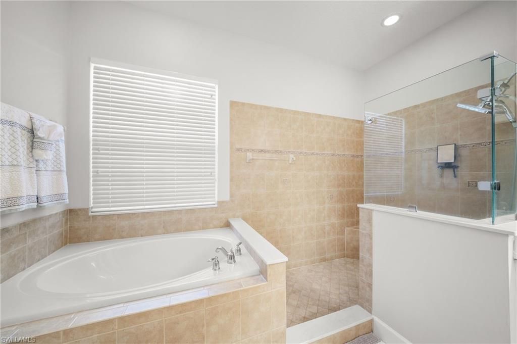9137 Quartz Ln , Naples, FL 34120 Photo