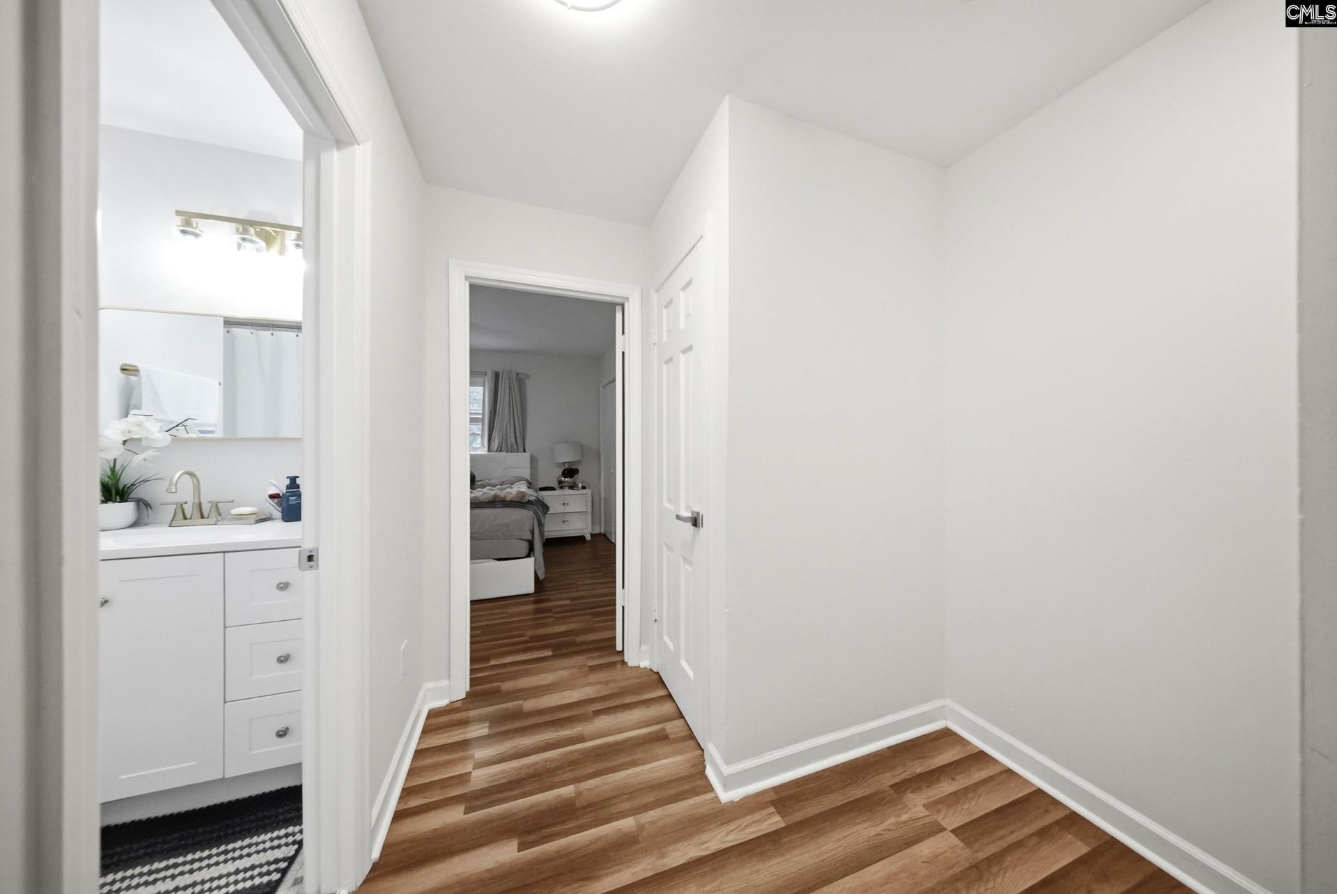 7602 Hunt Club Road  Photo 12