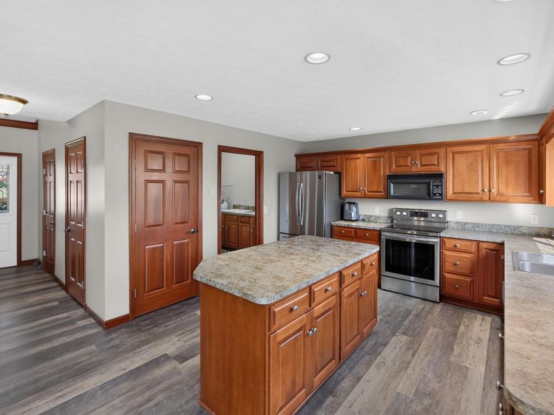 4 Compass Point Court, Mount Vernon, OH 43050 Photo 13