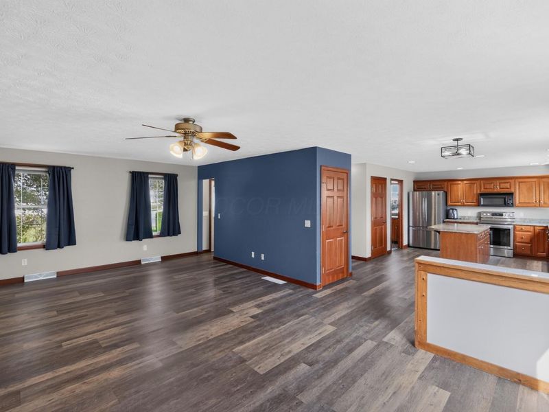 4 Compass Point Court, Mount Vernon, OH 43050 Photo 8