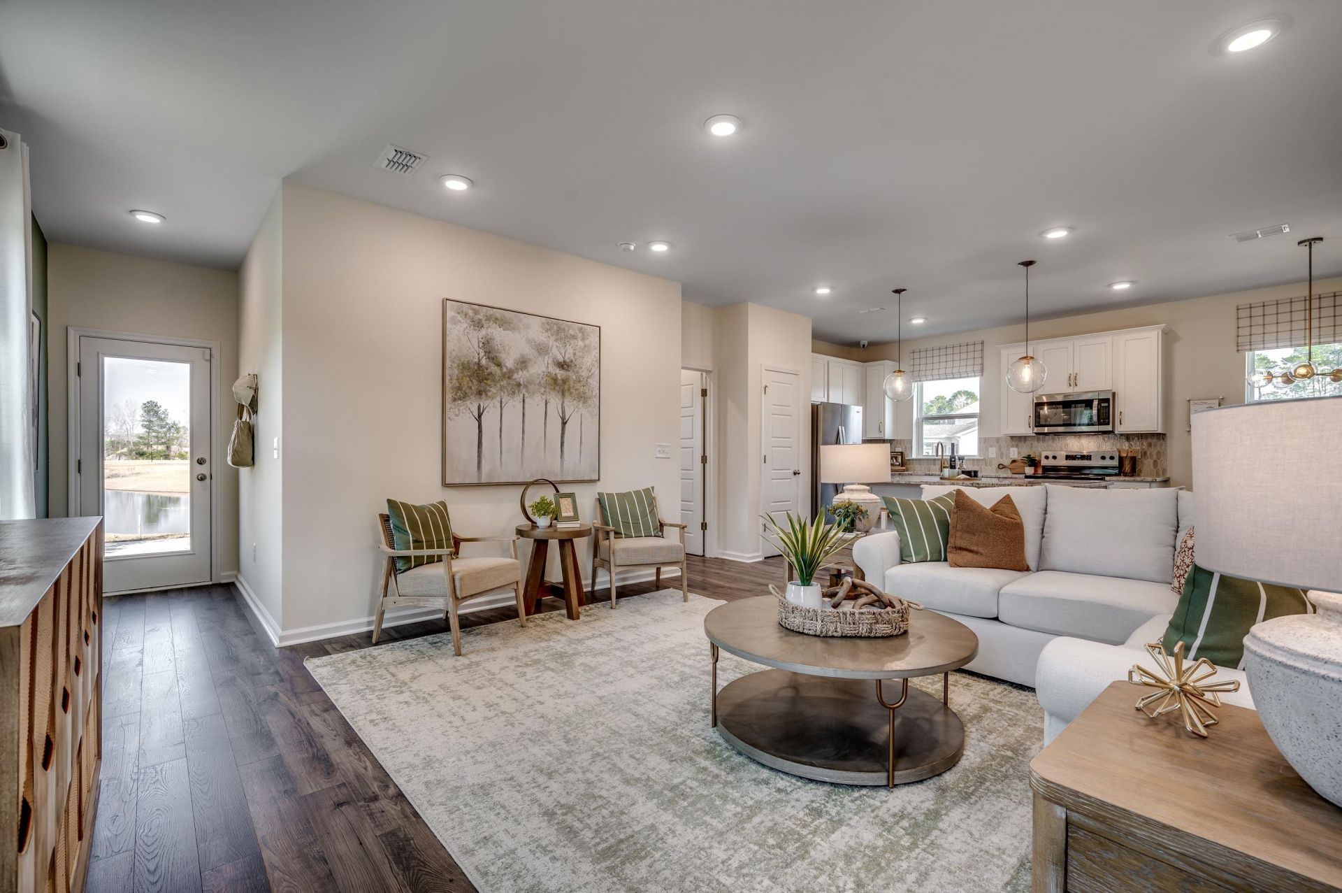 5008 Jockey Way  Photo 2