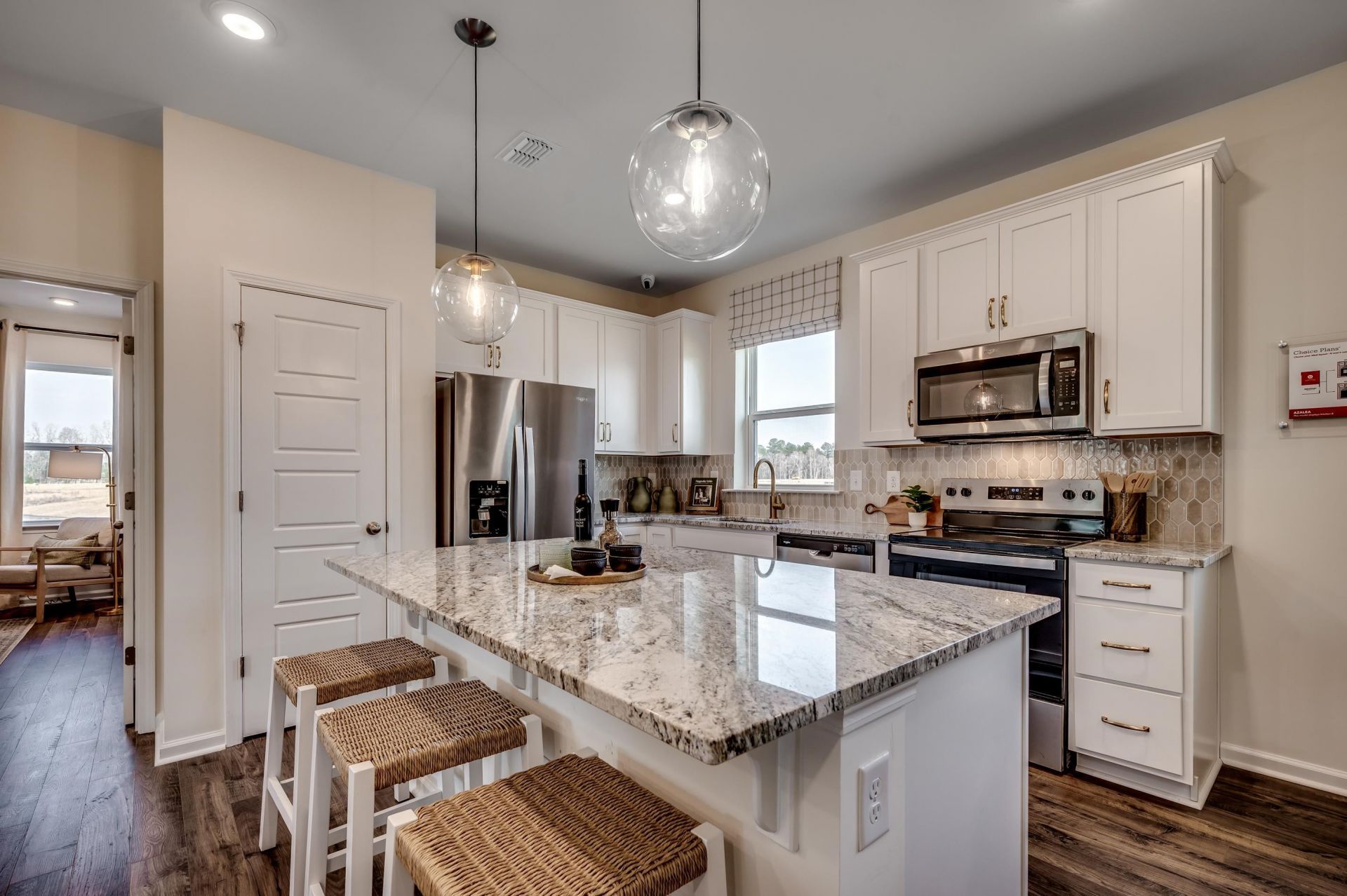 5008 Jockey Way  Photo 4