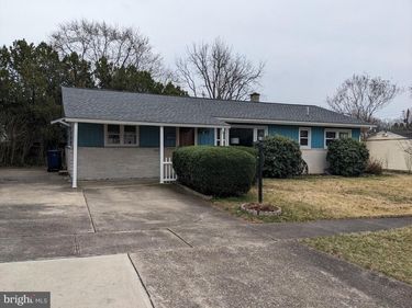2 GREENWOOD CIRCLE, MIDDLETOWN, PA 17057