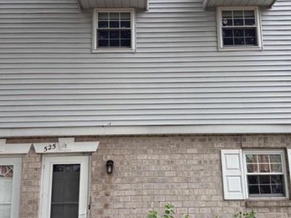 525 VILLAGE LANE , POTTSTOWN, PA 19464