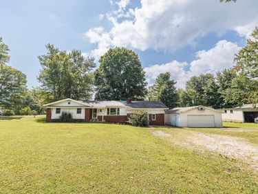 1980 Guthrie Road, Bedford, IN 47421