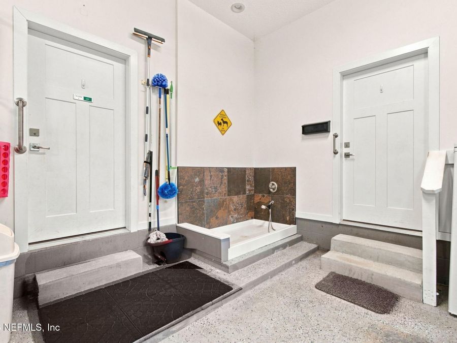 Property Image 70