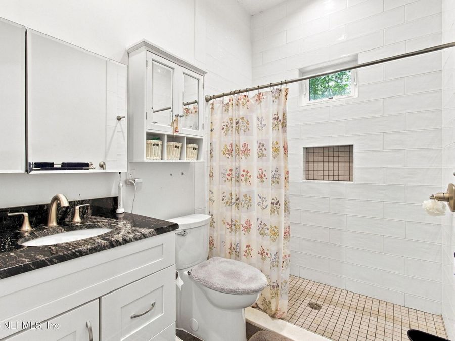 Property Image 80