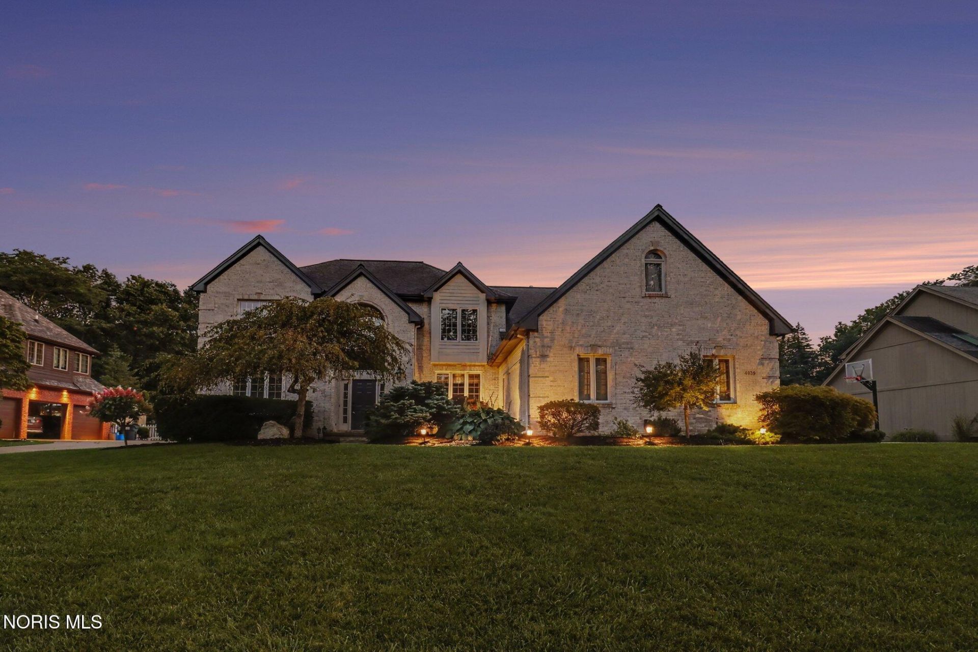4639 Cinnamon Lane, Sylvania, OH 43560 Main Photo