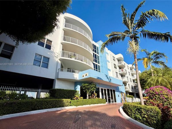 1555 N Treasure Dr , Unit 412, North Bay Village, FL 33141