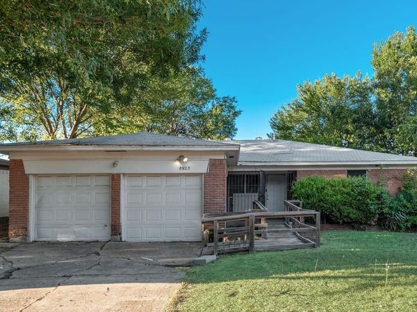 8923 Jennie Lee Lane, Dallas, TX 75227
