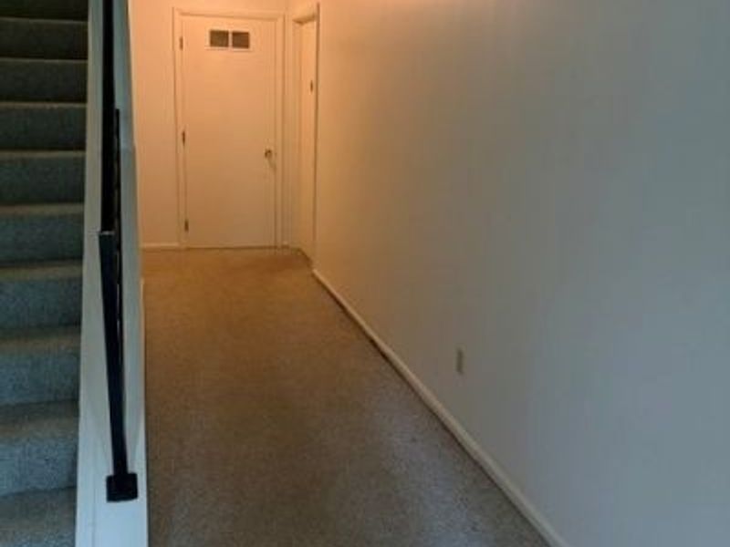 369 Quarry Lane, Unit C, Warren, OH 44483 Photo 3