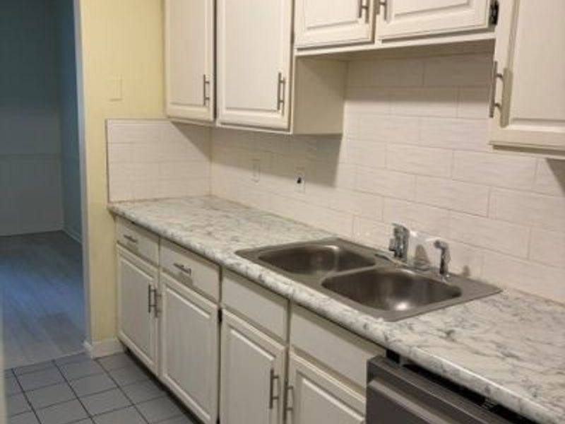 369 Quarry Lane, Unit C, Warren, OH 44483 Photo 5