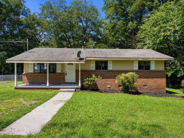 320 Smith Circle, Tunnel Hill, GA 30755