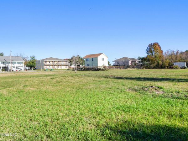 310 Perron Street, Waveland, MS 39576