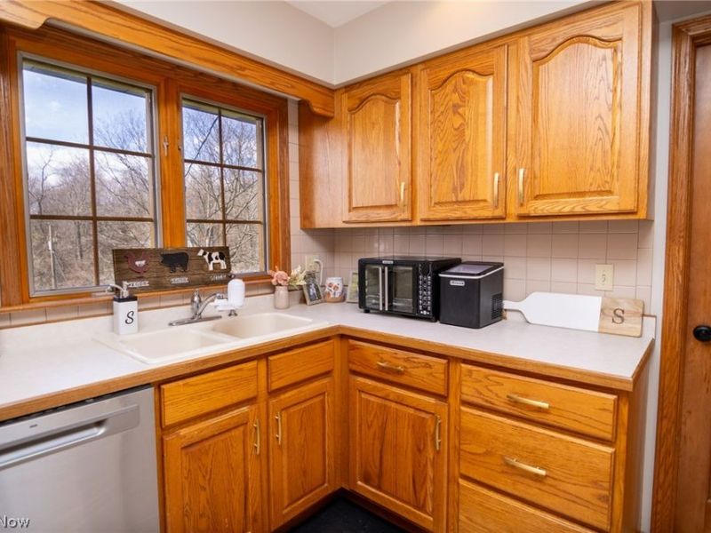 69900 The Meadows, Saint Clairsville, OH 43950 Photo 17