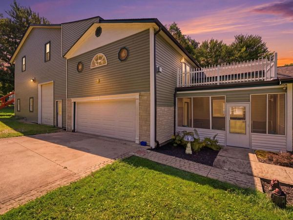 Thornville, OH 43076