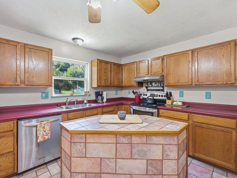 Thornville, OH 43076 Photo 29