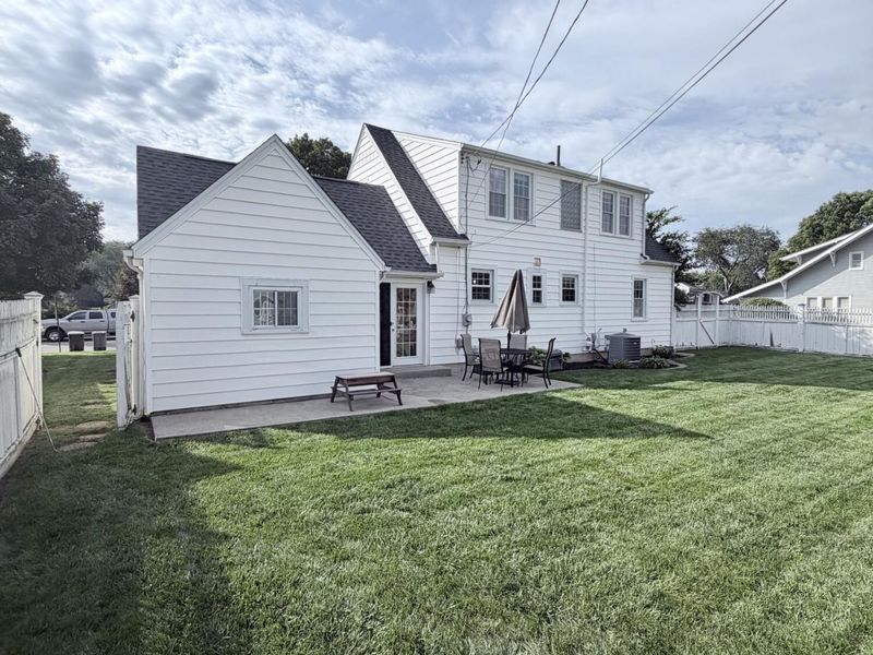 225 Penn Road, Troy, OH 45373 Photo 5