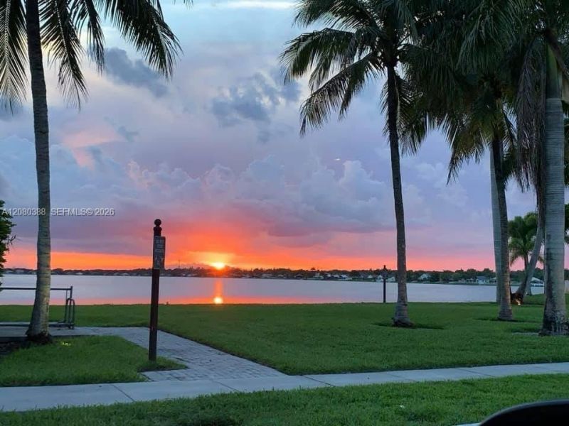 19409 NW 24th Pl , Pembroke Pines, FL 33029 Photo