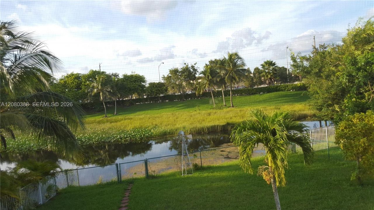 19409 NW 24th Pl , Pembroke Pines, FL 33029 Photo