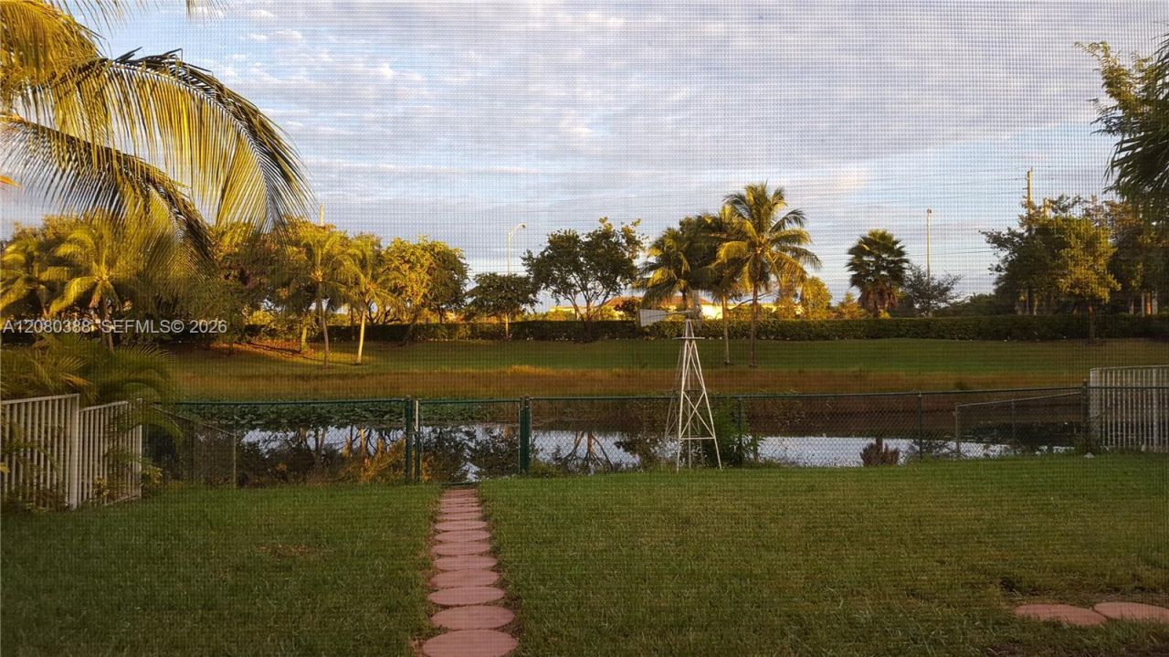 19409 NW 24th Pl , Pembroke Pines, FL 33029 Photo