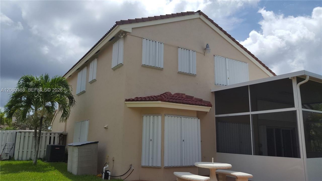 19409 NW 24th Pl , Pembroke Pines, FL 33029 Photo