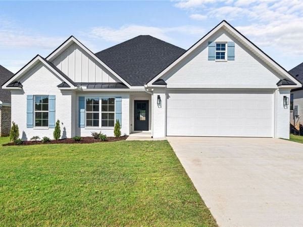 14008 Glen Park Ave , Northport, AL 35475