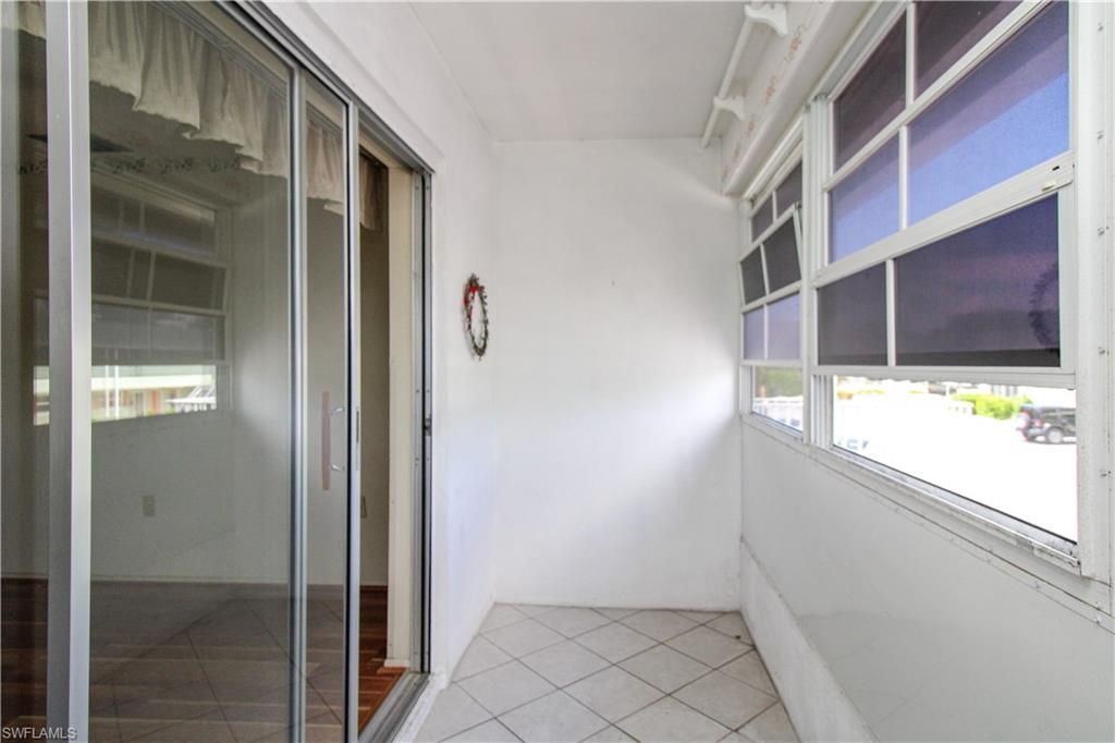 300 Valley Stream Dr , Unit 12-R, Naples, FL 34113 Photo