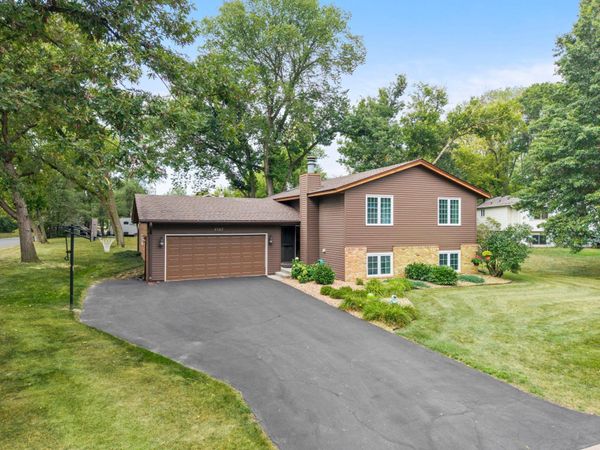 4567 Kirkwood Circle , Eagan, MN 55123