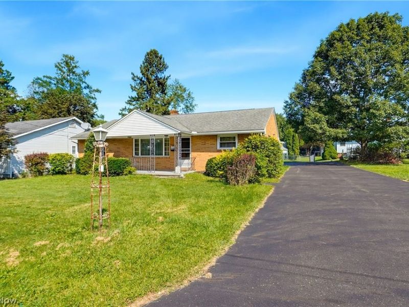 3410 Shanabruck Avenue NW, Canton, OH 44709 Photo 2