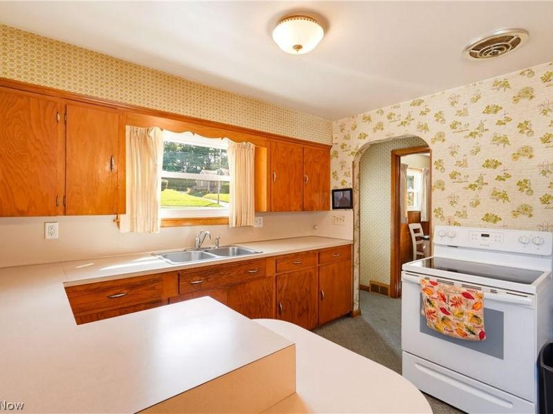 3410 Shanabruck Avenue NW, Canton, OH 44709 Photo 8