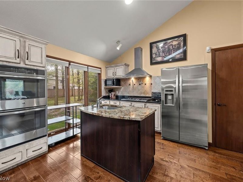5062 Lansdowne Drive, Solon, OH 44139 Photo 14