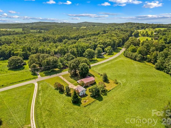 6714 W NC 10 Highway , Vale, NC 28168