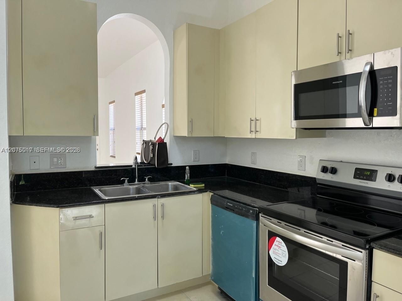 2315 NE 37th Rd , Homestead, FL 33033 Photo