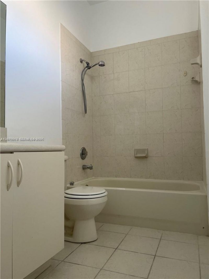 2315 NE 37th Rd , Homestead, FL 33033 Photo