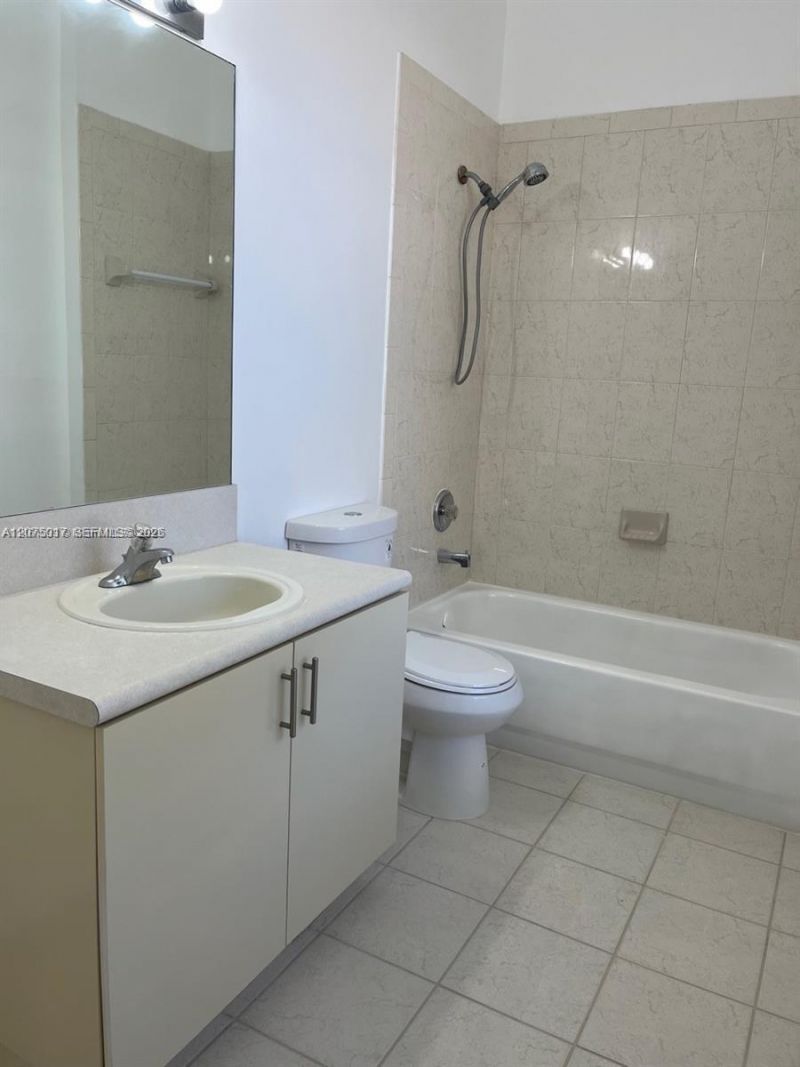 2315 NE 37th Rd , Homestead, FL 33033 Photo
