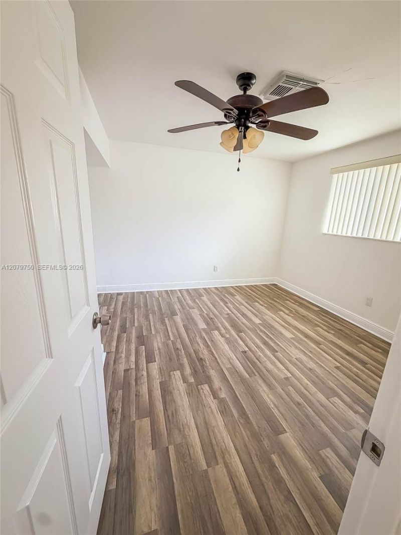 2298 NE 2nd Ave, Unit n/a, Boca Raton, FL 33431 Photo