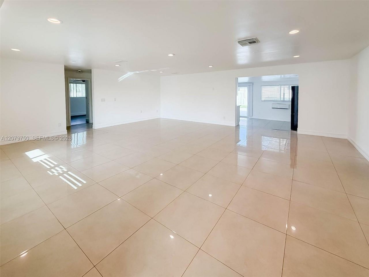 2298 NE 2nd Ave, Unit n/a, Boca Raton, FL 33431 Photo