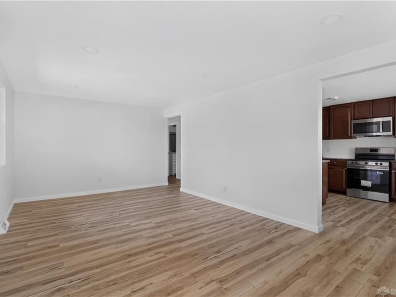 1243 Student Avenue, Springfield, OH 45503 Photo 6