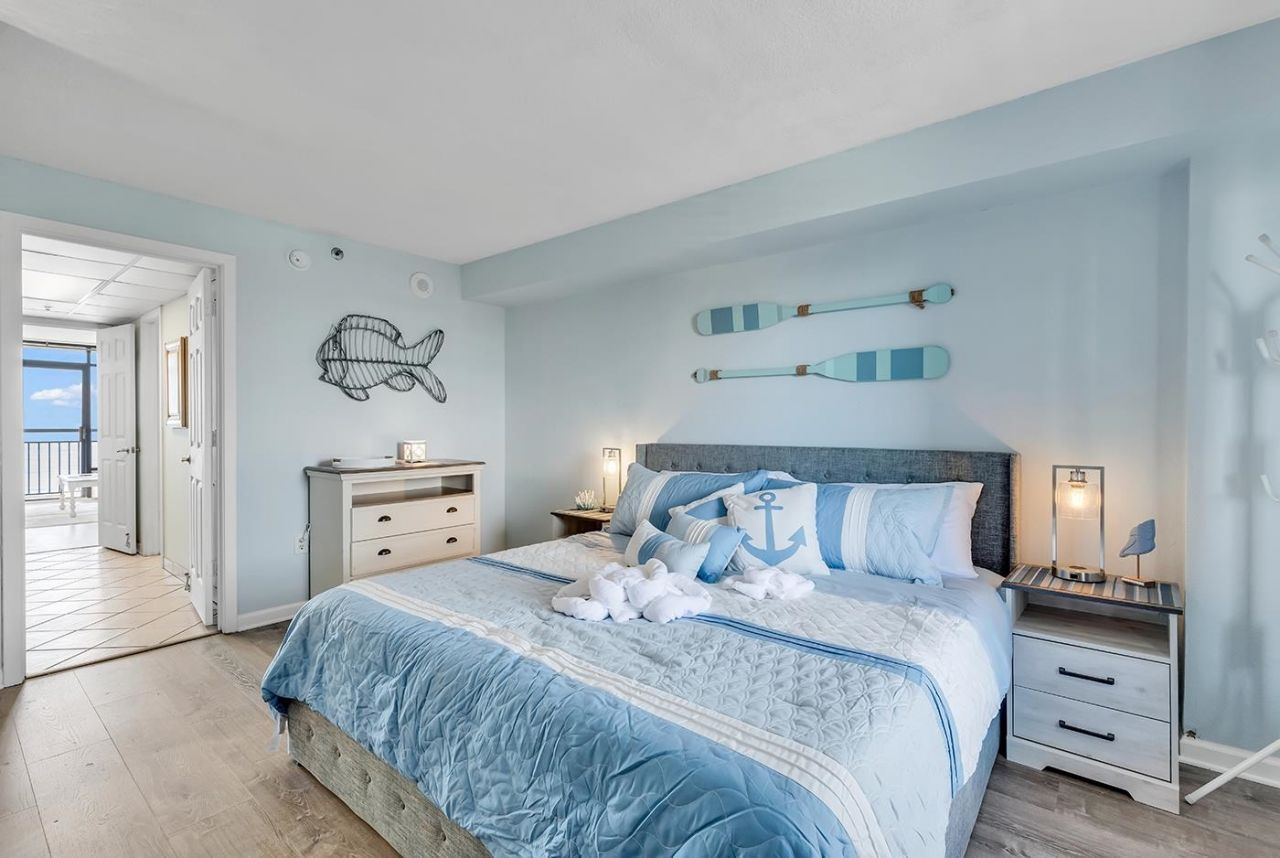 3000 N Ocean Blvd. Photo 4