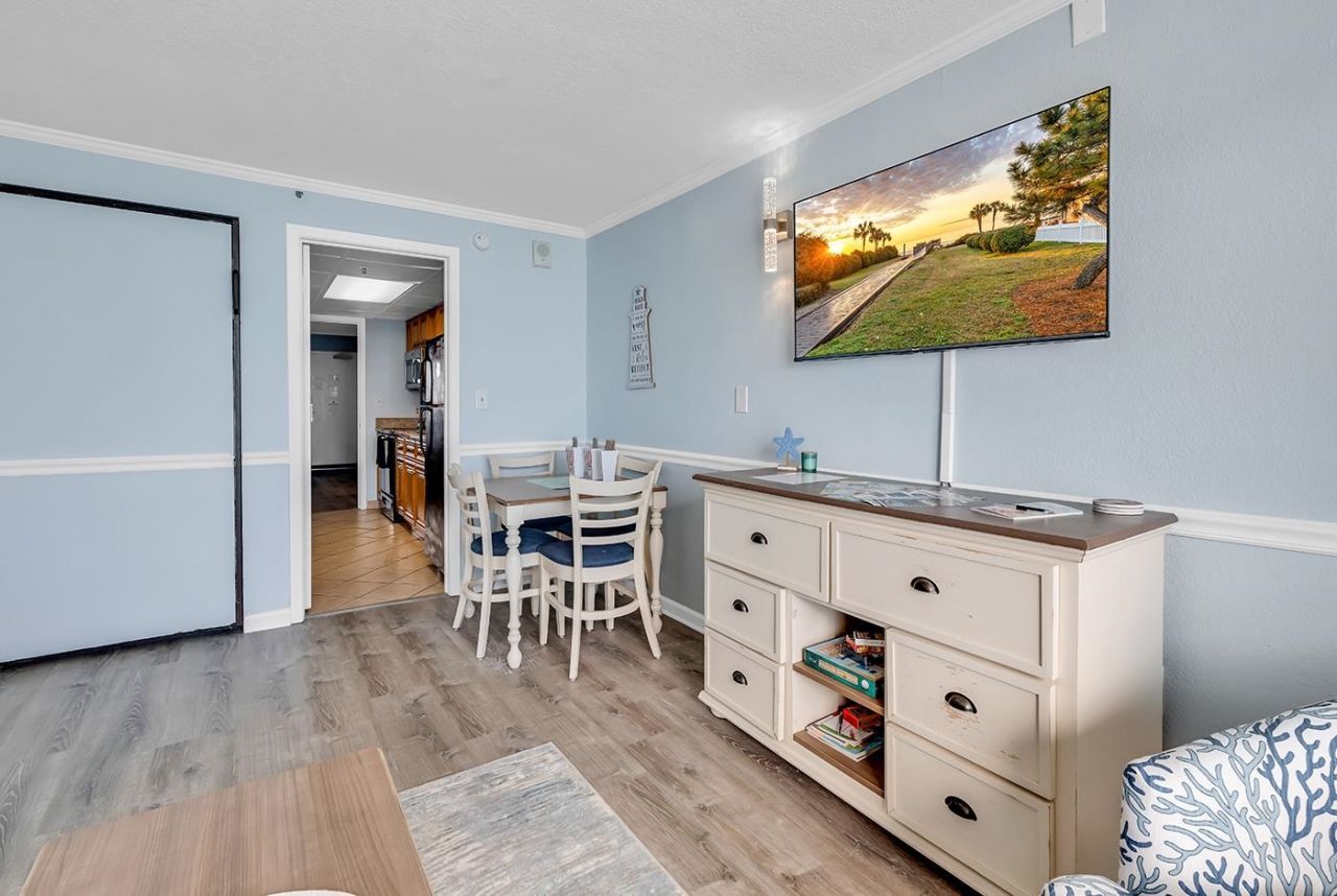 3000 N Ocean Blvd. Photo 8