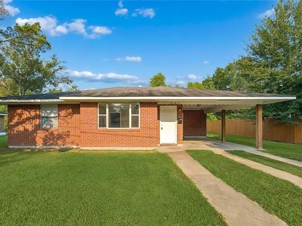 301 MAPLE Street , Hammond, LA 70403