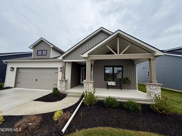 1324 Limerick Lane , Waterville, OH 43566