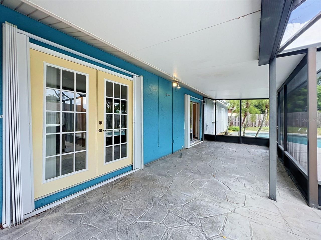 2983 Ontario Circle W, Melbourne, FL 32935 Photo