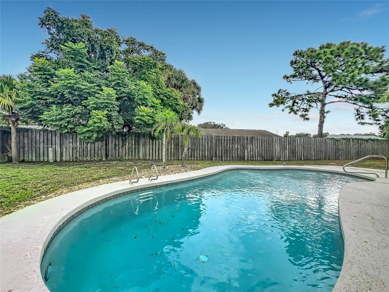 2983 Ontario Circle W, Melbourne, FL 32935 Photo