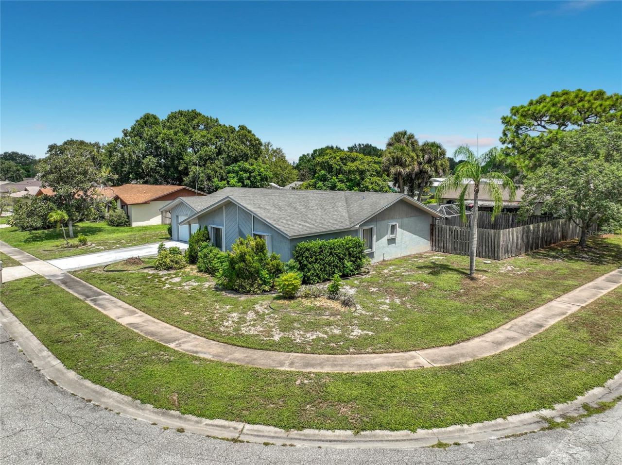 2983 Ontario Circle W, Melbourne, FL 32935 Photo