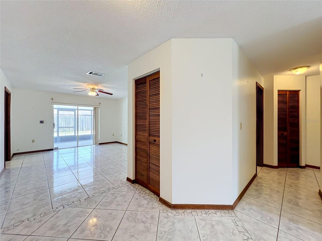 2983 Ontario Circle W, Melbourne, FL 32935 Photo