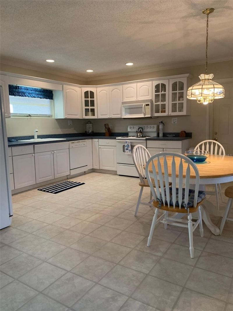2510 Cypress Gardens Boulevard , Winter Haven, FL 33884 Photo