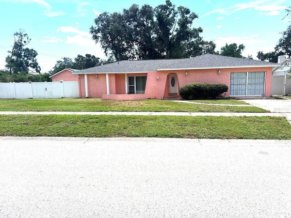 902 SAMY DRIVE , TAMPA, FL 33613