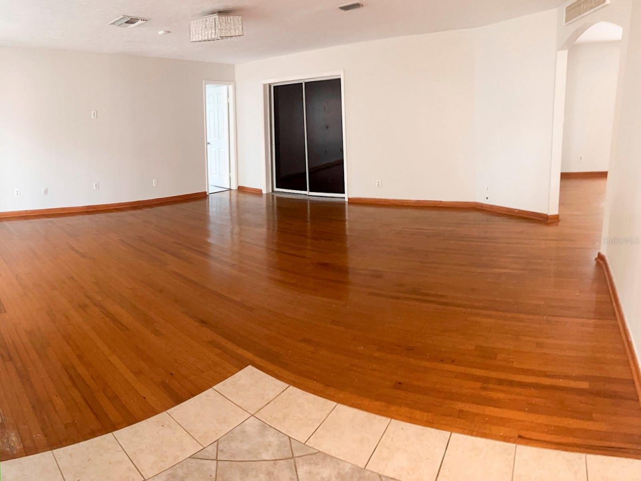 902 Samy Drive , Tampa, FL 33613 Photo